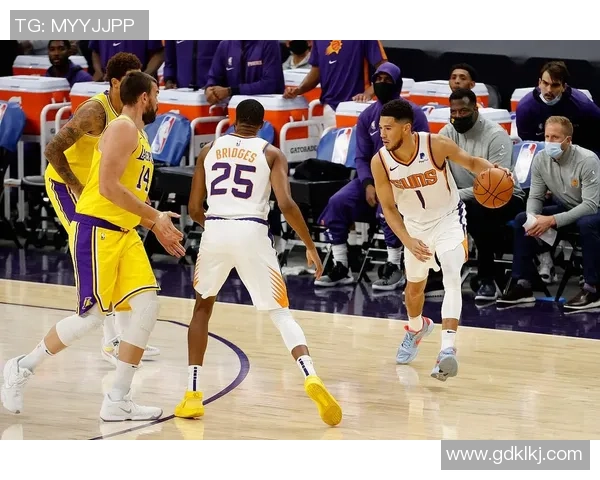 湖人对阵爵士精彩对决4月14日赛前分析与球员状态评估