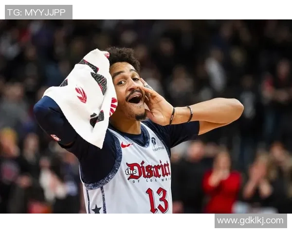 火箭队与奇才队激战四月四日NBA赛场精彩对决一触即发 火箭队与奇才队激战四月四日NBA赛场精彩对决一触即发